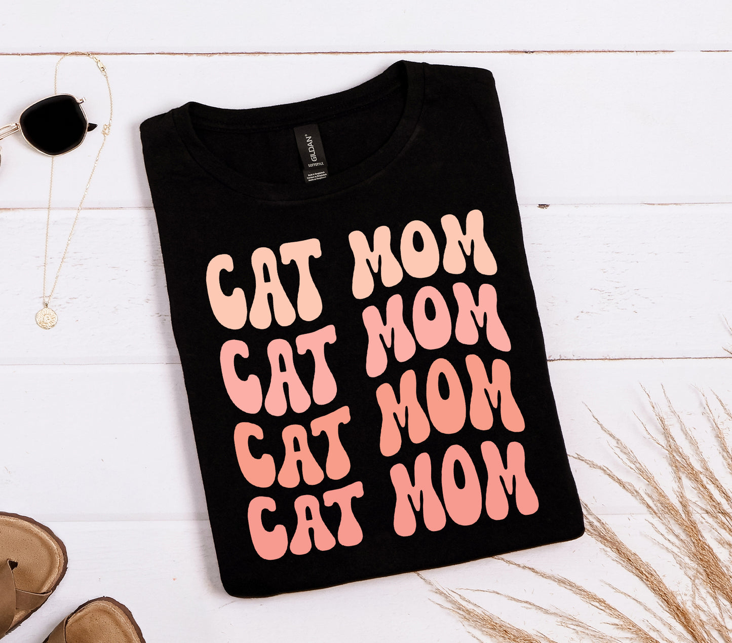 Retro Cat Mom Graphic Tee